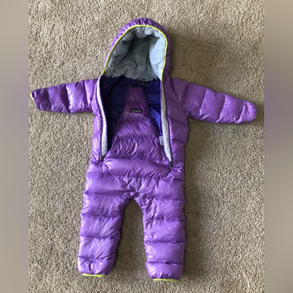 Patagonia down snow suit! Excellent condition and super warm!
